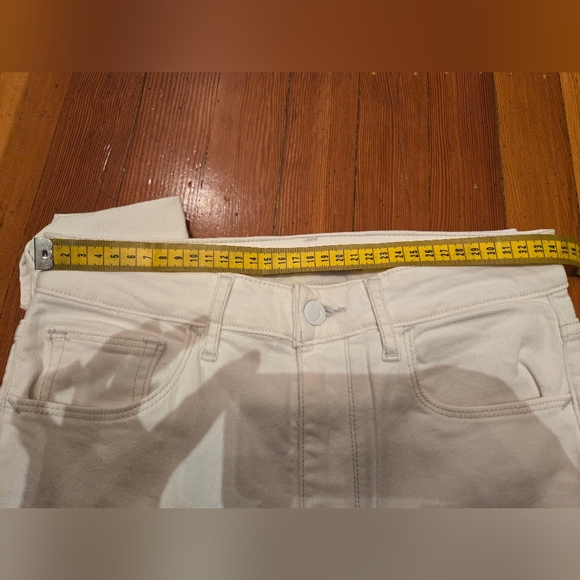 Joe's White Skinny Jeans - Picture 7 of 11